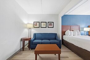 Comfort Suites Near Casinos Norwich-Uncasville CT