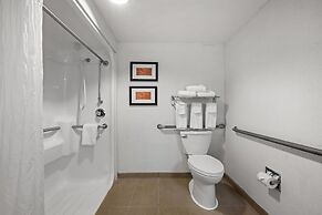 Comfort Suites Near Casinos Norwich-Uncasville CT