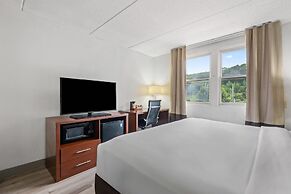 Comfort Suites Near Casinos Norwich-Uncasville CT