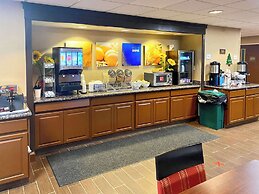 Comfort Suites Near Casinos Norwich-Uncasville CT