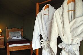 Port Lympne Reserve - Livingstone Lodge