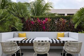 Hyatt Centric South Beach Miami
