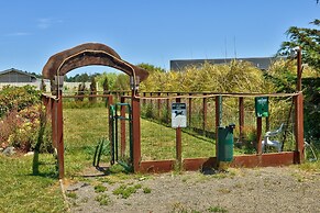 Surf Motel and Gardens