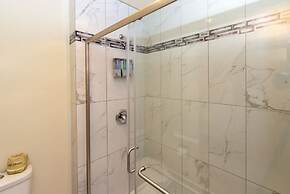 Surf Motel and Gardens