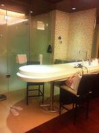 Asia Bay International hotel