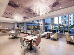 Mercure Qingdao Downtown