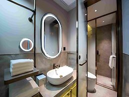 Mercure Qingdao Downtown
