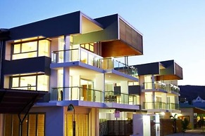 Maggies Beachfront Apt. 9