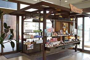 Bayside Square Kaike Hotel