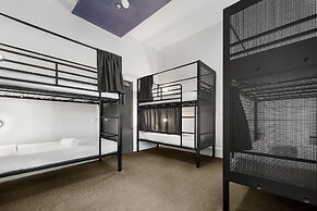 YHA Melbourne Central