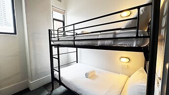 YHA Melbourne Central
