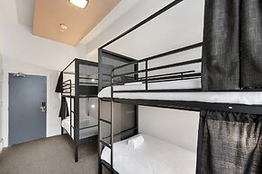 YHA Melbourne Central