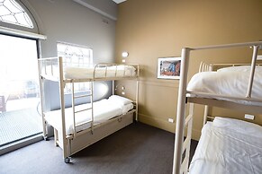 YHA Melbourne Central
