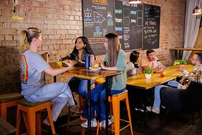 YHA Melbourne Central