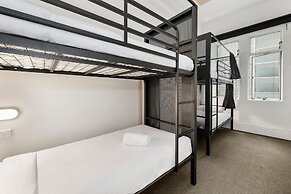 YHA Melbourne Central