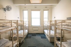 YHA Melbourne Central