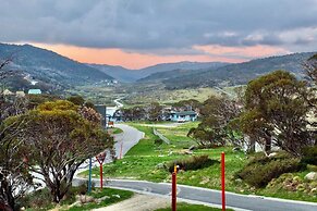 Valhalla Lodge Perisher