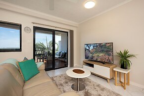 Darwin Executive Studio