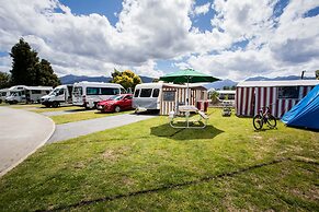 Te Anau Top 10 Holiday Park
