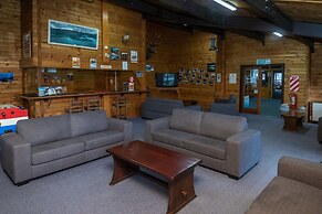 Te Anau Top 10 Holiday Park