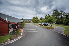Te Anau Top 10 Holiday Park