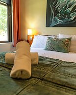 The Grand Oaks Resort