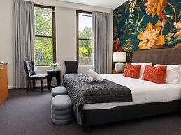 The Grand Oaks Resort
