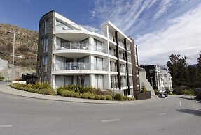 Queenstown Village Apartments