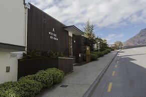 Queenstown Village Apartments