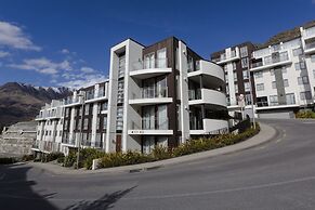 Queenstown Village Apartments