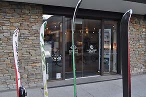 Queenstown Village Apartments