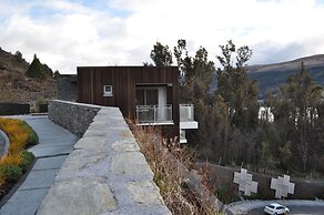 Queenstown Village Apartments