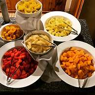 Man From Snowy River Hotel