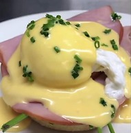 Man From Snowy River Hotel