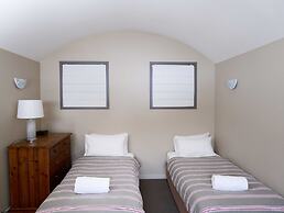 Squatter's Run Apartments