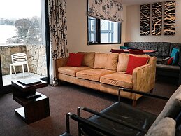 Squatter's Run Apartments