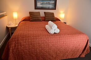 Squatter's Run Apartments