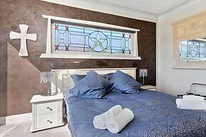 Lakeside City Apartments - Penthouse