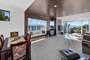 Lakeside City Apartments - Penthouse