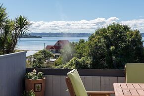 Lakeside City Apartments - Penthouse