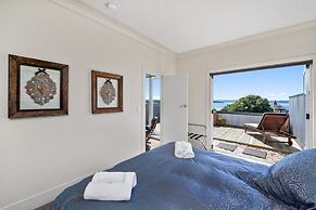 Lakeside City Apartments - Penthouse