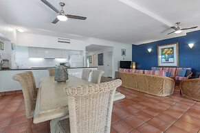 Balboa Holiday Apartments