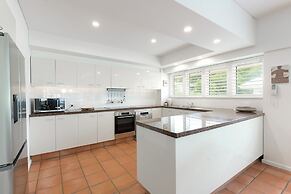 Balboa Holiday Apartments