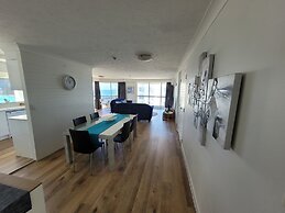 Surfers Chalet