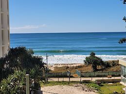 Surfers Chalet