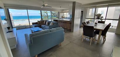 Surfers Chalet