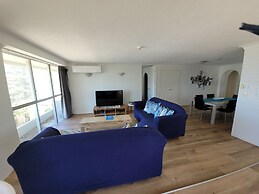 Surfers Chalet