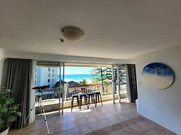 Surfers Chalet