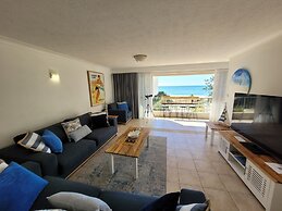 Surfers Chalet