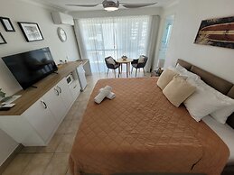 Surfers Chalet